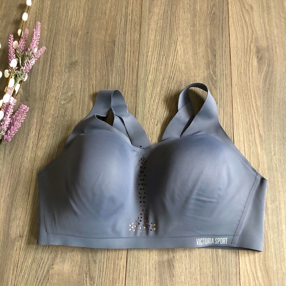 Sized Sports Bra - Picture 1 of 9